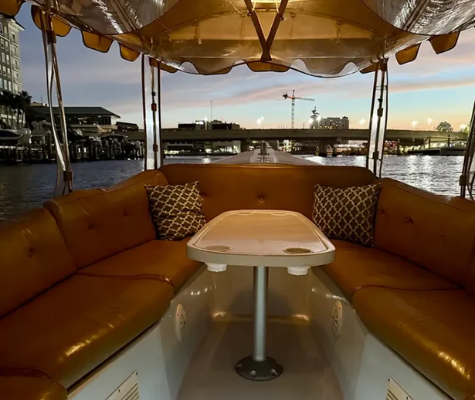 eboats Tampa Electric Boat Rental Tampa Bay Explore Tampa Days Out